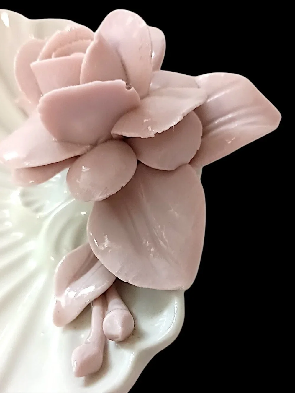 Applied Rose Seashell Candy Trinket Soap Dish Porcelain‎ Shabby Decor Victorian